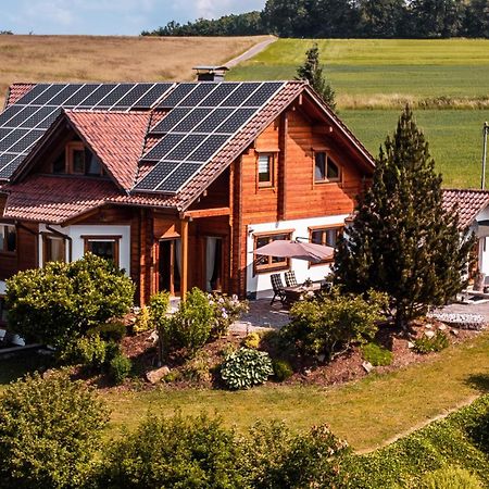 Steewer Landhaus Gemuetliche Ferienwohnung Bis 6 Pers In Ruhiger Ortsrandlage Stebach Buitenkant foto