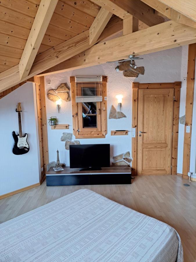 Steewer Landhaus Gemuetliche Ferienwohnung Bis 6 Pers In Ruhiger Ortsrandlage Stebach Buitenkant foto