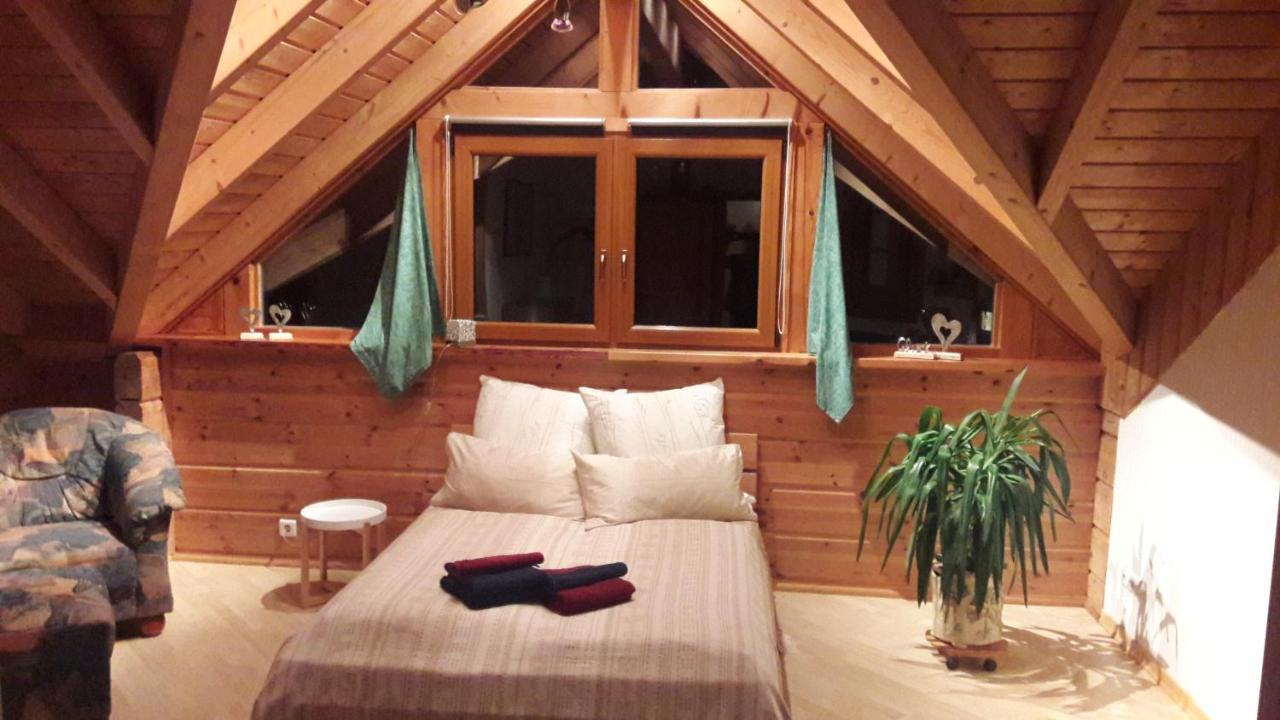 Steewer Landhaus Gemuetliche Ferienwohnung Bis 6 Pers In Ruhiger Ortsrandlage Stebach Buitenkant foto