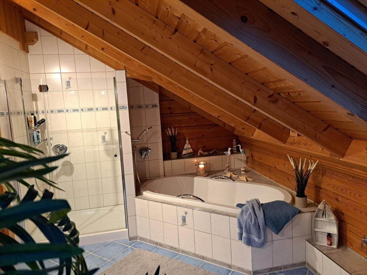Steewer Landhaus Gemuetliche Ferienwohnung Bis 6 Pers In Ruhiger Ortsrandlage Stebach Buitenkant foto
