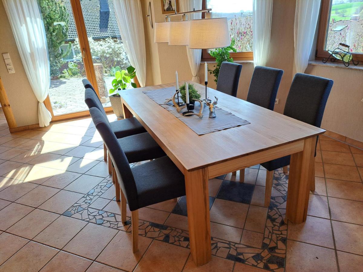 Steewer Landhaus Gemuetliche Ferienwohnung Bis 6 Pers In Ruhiger Ortsrandlage Stebach Buitenkant foto
