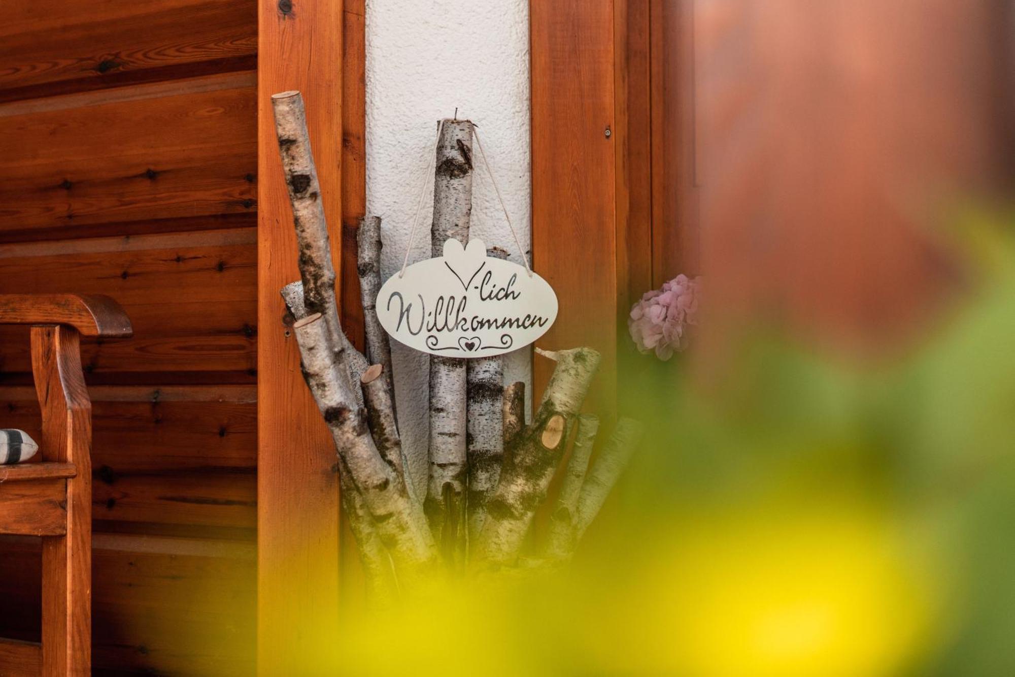 Steewer Landhaus Gemuetliche Ferienwohnung Bis 6 Pers In Ruhiger Ortsrandlage Stebach Buitenkant foto