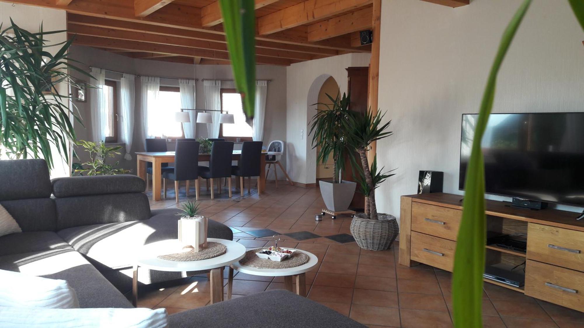Steewer Landhaus Gemuetliche Ferienwohnung Bis 6 Pers In Ruhiger Ortsrandlage Stebach Buitenkant foto