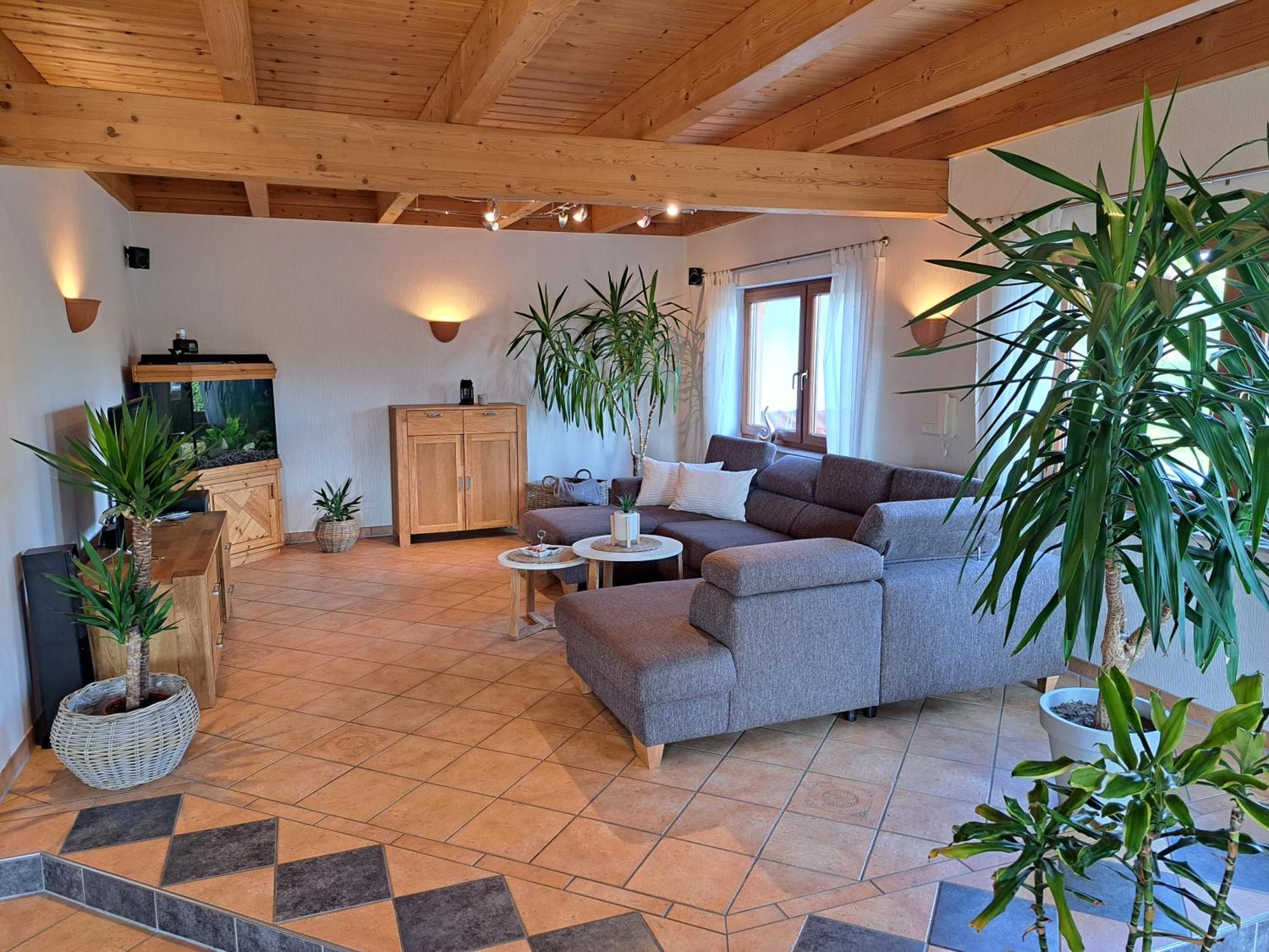Steewer Landhaus Gemuetliche Ferienwohnung Bis 6 Pers In Ruhiger Ortsrandlage Stebach Buitenkant foto